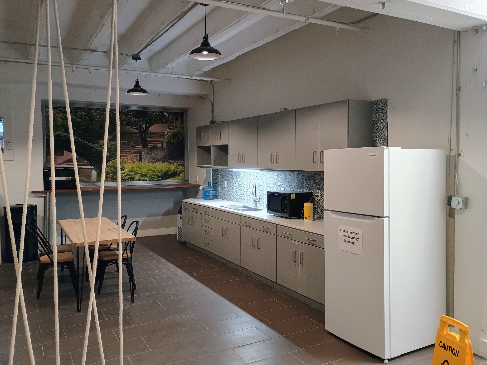 First-floor photograph 8